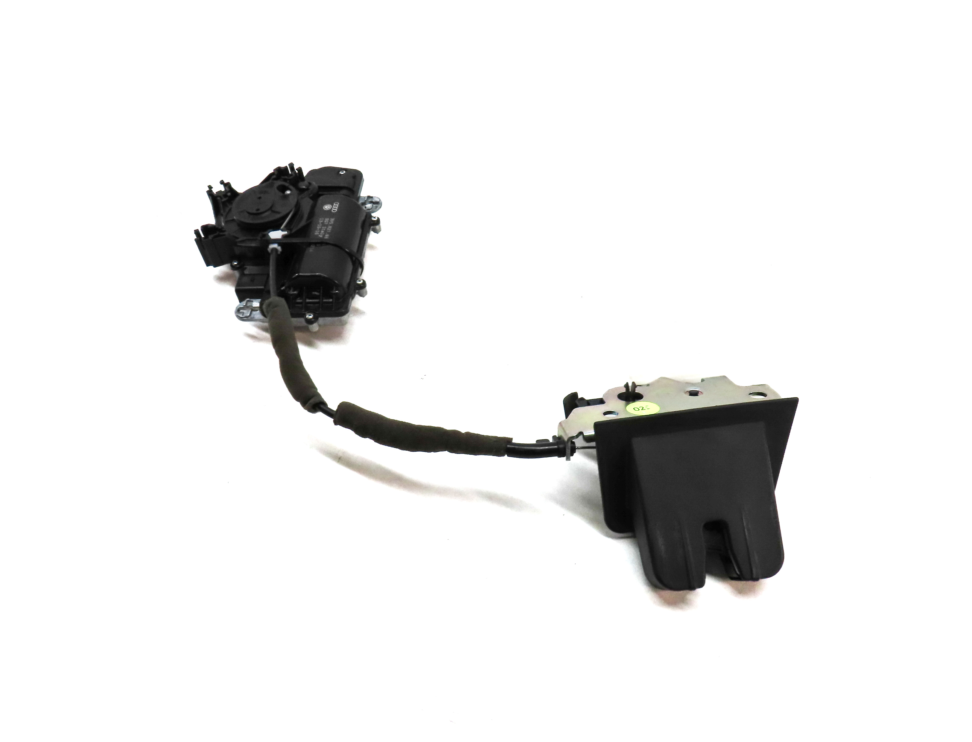 2018 AUDI Q5 (FY 80A) REAR TRUNK LID HATCH LOCK LATCH w/ACTUATOR — exact item pictured